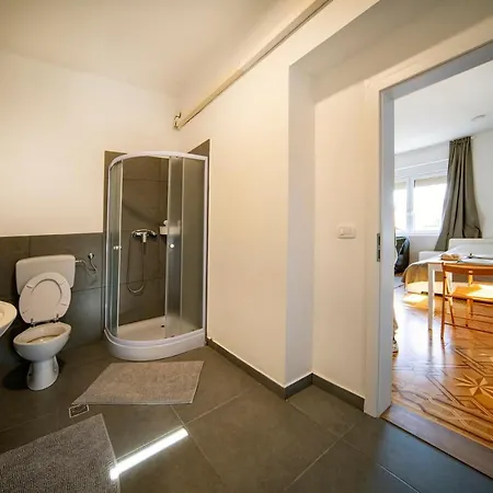 Apartmán P & B *