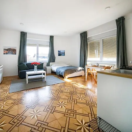 P & B Apartment *