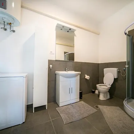 Apartament P & B *