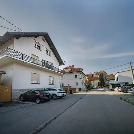 Apartma P & B Ljubljana